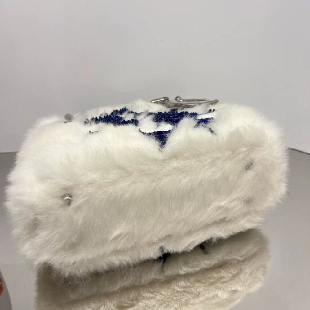 Dior Women Pre-Loved Bag Very Good Condition - Picture 4 of 8